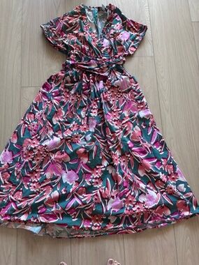 Donna Morgan Teal and Pink Floral Maxi Dress